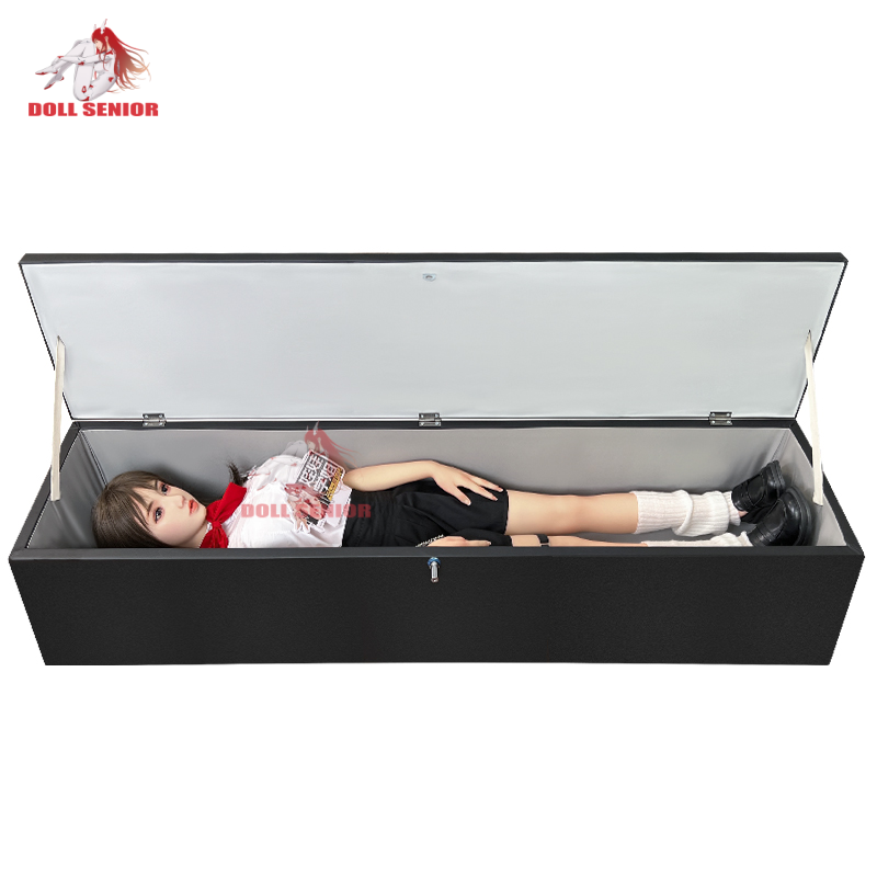 Doll Senior Doll storage sofa.