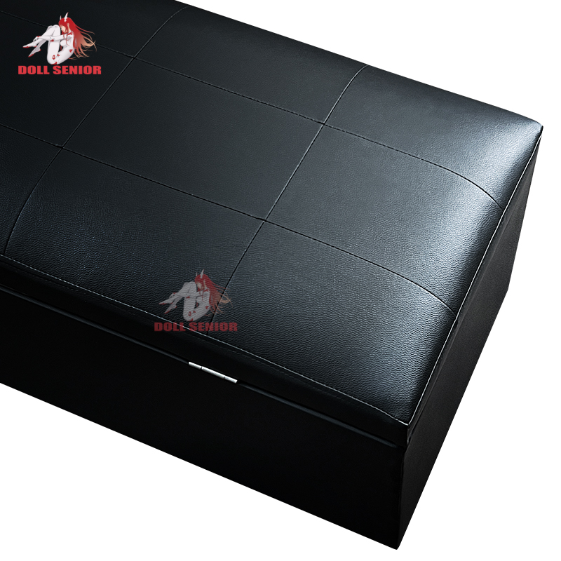 Doll Senior Doll storage sofa.